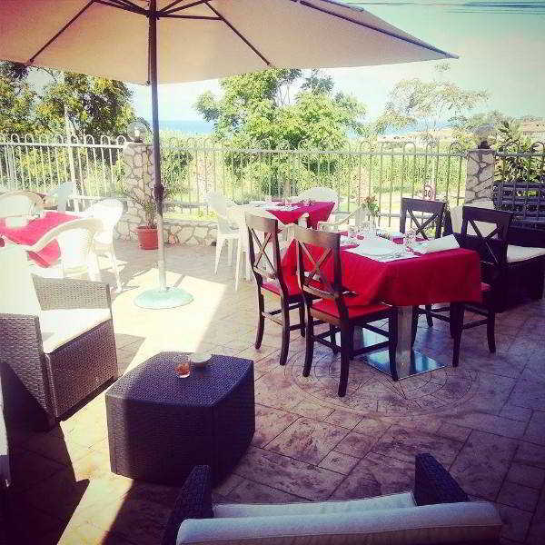 Paradiso Hotel 4*