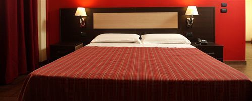Paradiso Hotel 4*