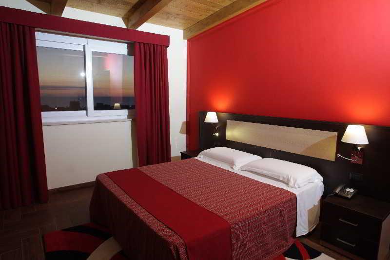 Paradiso 4*