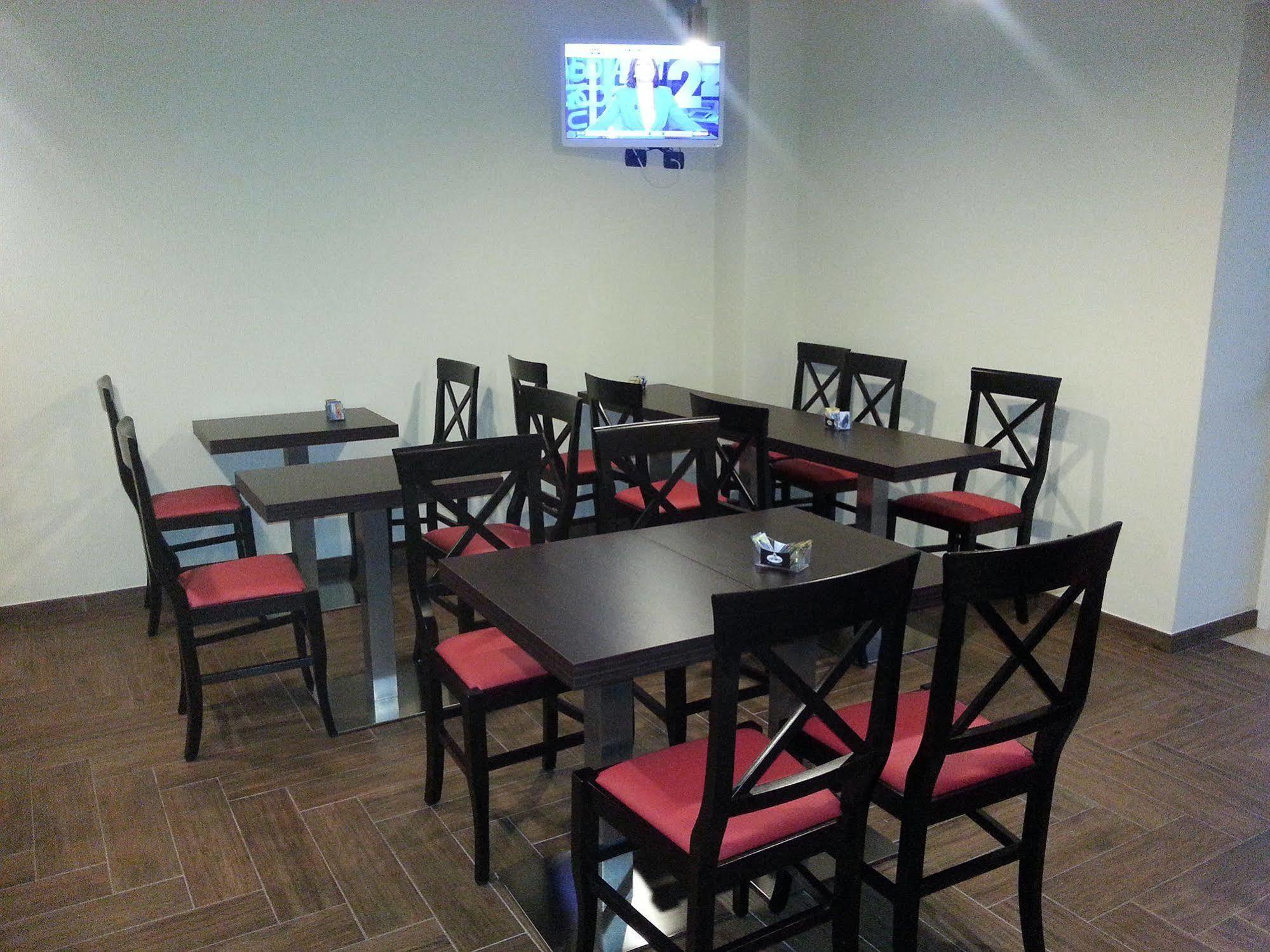 Paradiso Hotel 4*